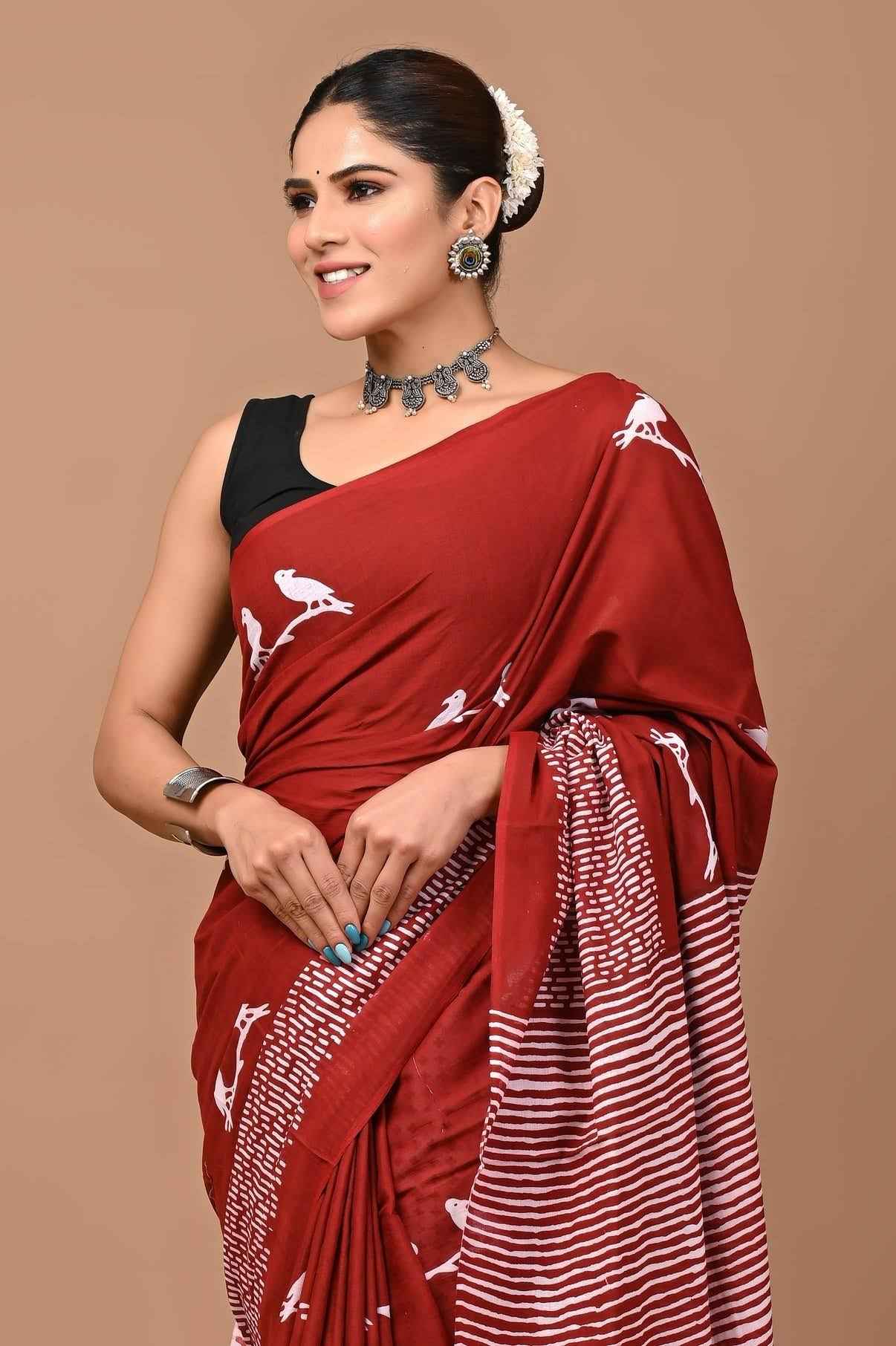 Gulmohar Grace Maroon Mulmul Cotton Saree